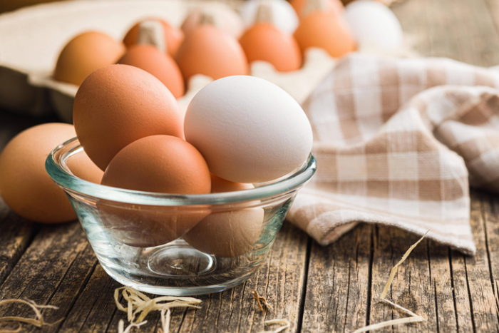 Что будет, если каждое утро пить сырое яйцо натощак?